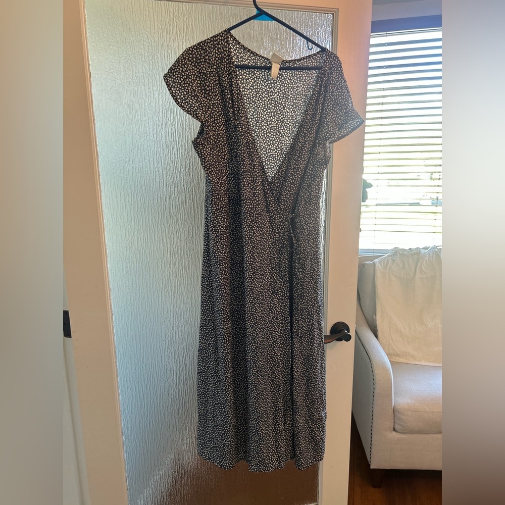 Girly Dark Navy Blue or Black and White Dainty Floral Dress